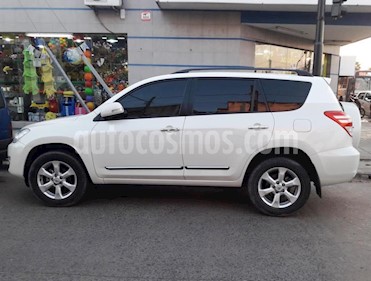 foto Toyota RAV4 2.4L 4x2 Aut Full usado (2013) color Blanco precio $700.000
