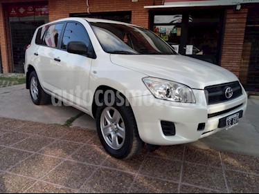 foto Toyota RAV4 2.4L 4x2 Aut usado (2012) color Blanco precio $111.111