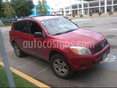 Foto Toyota RAV4 2.4L Base usado (2008) color Rojo precio $115,000