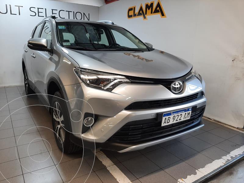Foto Toyota RAV4 VX 4x2 Aut Full usado (2017) color Gris Metalico precio $4.700.000