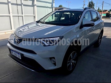 Toyota RAV4 HV 2.5 Limited 4x4 Hibrida usado (2018) color Blanco precio $2.495.000
