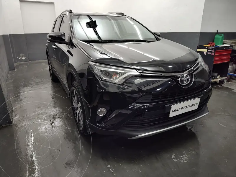 Foto Toyota RAV4 TX 4x2 Aut usado (2017) color Azul Metalico precio $9.000.000