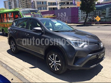 foto Toyota Rav4 2.0 Aut usado (2016) color Gris precio $8.790.000