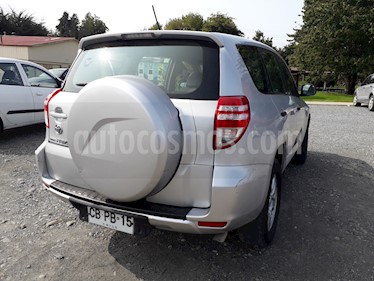 foto Toyota Rav4 2.4 Lujo 4X2 usado (2009) color Plata precio $4.600.000