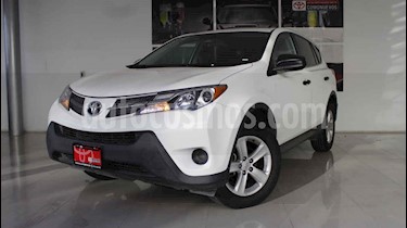 foto Toyota RAV4 LE usado (2014) color Blanco precio $250,000