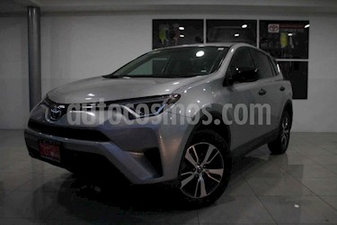 Foto Toyota RAV4 LE usado (2016) color Plata precio $280,000
