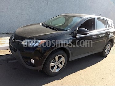 Foto venta Auto Seminuevo Toyota RAV4 Limited (2015) color Negro precio $300,000
