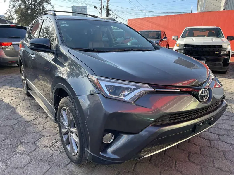 Foto Toyota RAV4 2.4L Limited usado (2016) color Gris precio $310,000