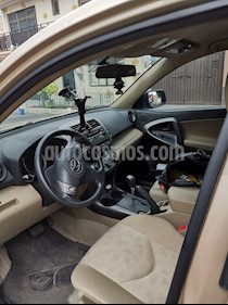 Toyota RAV4 2.5L Base usado (2012) color Arena precio $174,800