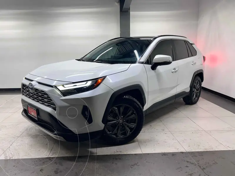 Foto Toyota RAV4 Limited usado (2023) color Blanco financiado en mensualidades(enganche $146,300 mensualidades desde $14,432)