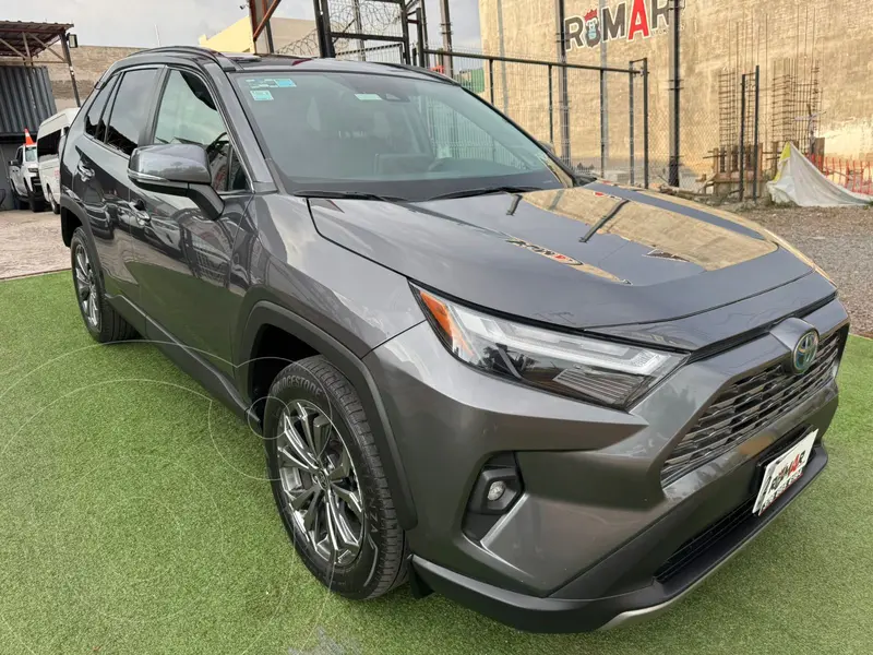 Foto Toyota RAV4 Limited usado (2022) color Gris Oscuro precio $629,999