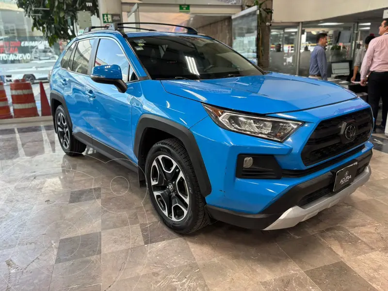Foto Toyota RAV4 Adventure usado (2021) color Azul precio $489,000