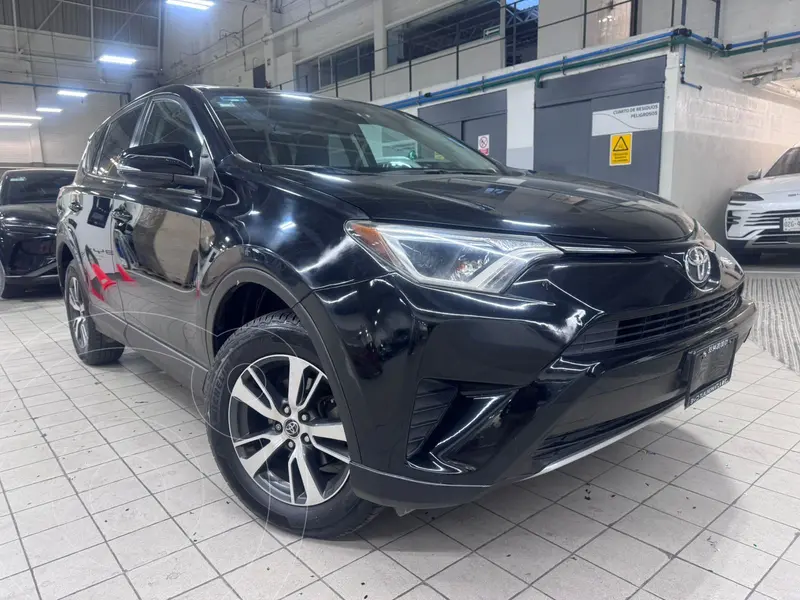 Foto Toyota RAV4 XLE Plus 4WD usado (2016) color Negro precio $299,900