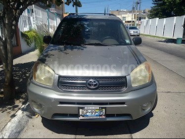 Toyota RAV4 2.5L Sport Piel usado (2005) color Gris precio $110,000
