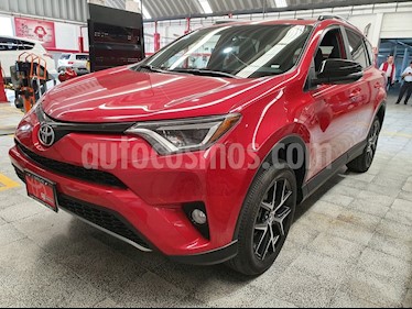 foto Toyota RAV4 SE 4WD usado (2017) color Rojo precio $379,000