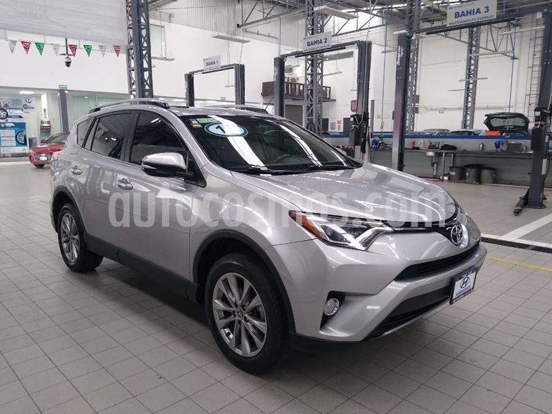 Toyota RAV4 3.5L Limited usado (2017) color Plata Dorado precio $365,000