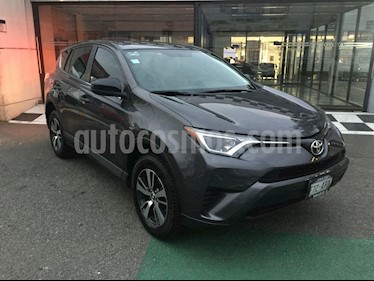 foto Toyota RAV4 LE usado (2016) color Gris Oscuro precio $250,000