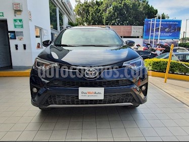 Toyota RAV4 SE 4WD usado (2017) color Negro precio $305,000