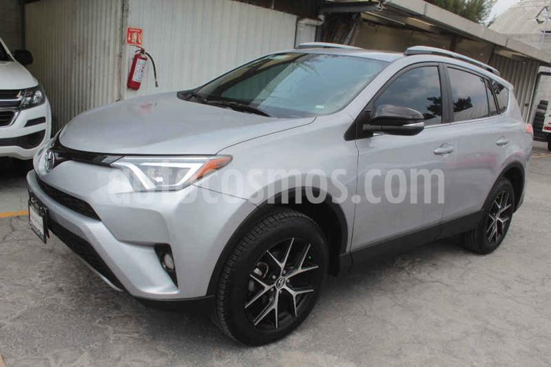 Toyota RAV4 SE 4WD usado (2017) color Plata precio $359,000