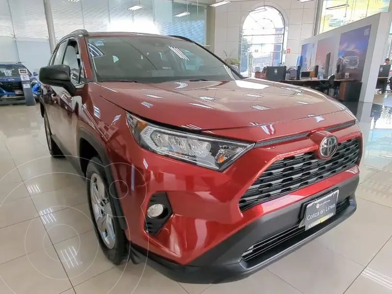 Foto Toyota RAV4 XLE usado (2021) color Rojo precio $435,000