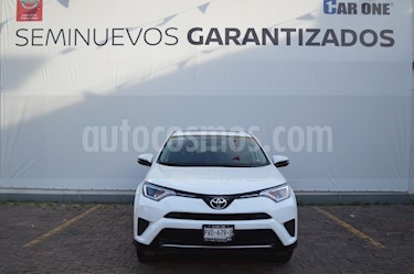 Toyota RAV4 XLE Plus 4WD usado (2018) color Blanco Perla precio $384,900
