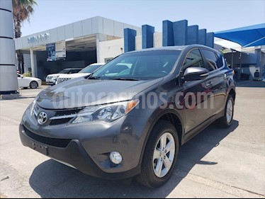 Toyota RAV4 Limited usado (2014) color Gris precio $230,000
