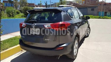 Toyota Rav4 2.0 4x2 usado (2015) color Gris precio $4,200