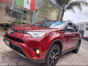 foto Toyota RAV4 SE 4WD usado (2018) color Rojo precio $398,000