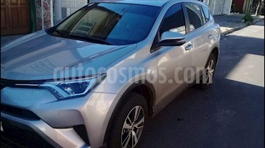 foto Toyota RAV4 TX 4x2 Aut usado (2018) color Gris Metálico precio $1.400.000
