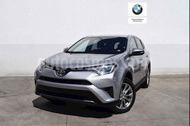 foto Toyota RAV4 XLE 4WD usado (2016) color Plata precio $350,000