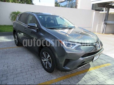 foto Toyota RAV4 XLE 4WD usado (2016) color Gris Oscuro precio $295,000