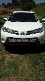 foto Toyota RAV4 XLE usado (2013) color Blanco precio $235,000