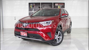 Foto venta Auto usado Toyota RAV4 XLE (2018) color Rojo precio $405,000