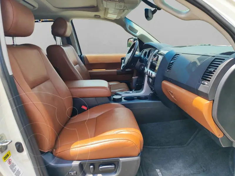 toyota sequoia