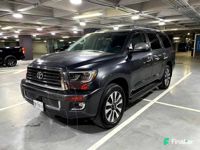 Foto Toyota Sequoia Limited usado (2019) color Gris Oscuro precio $679,000