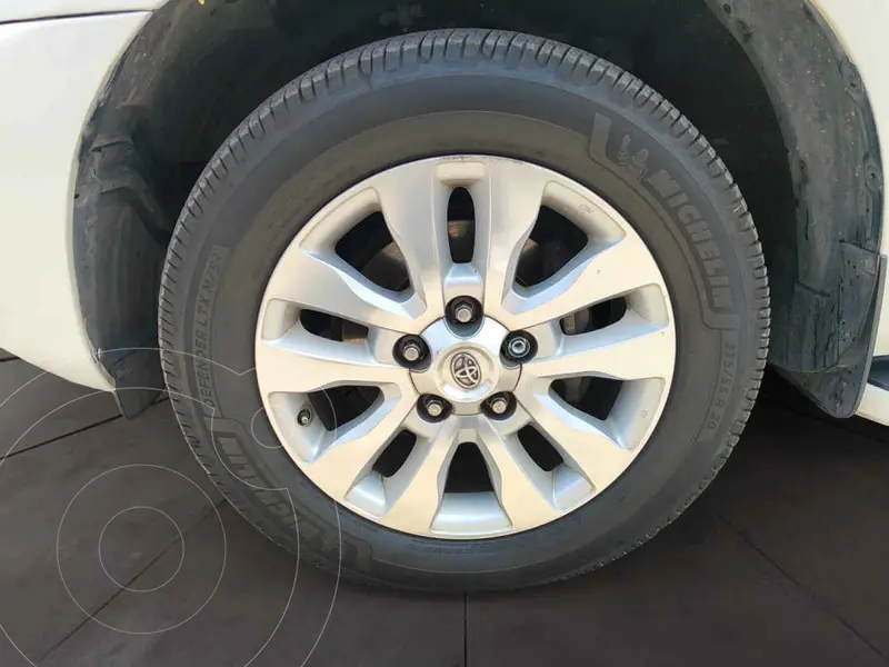toyota sequoia