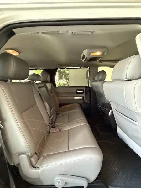 toyota sequoia
