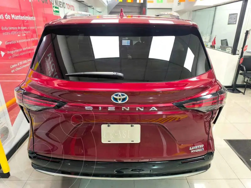 toyota sienna-hev
