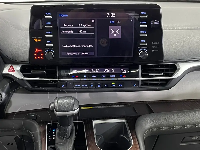 toyota sienna-hev