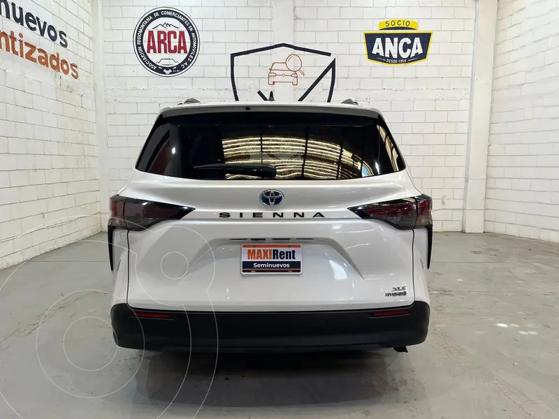 toyota sienna-hev