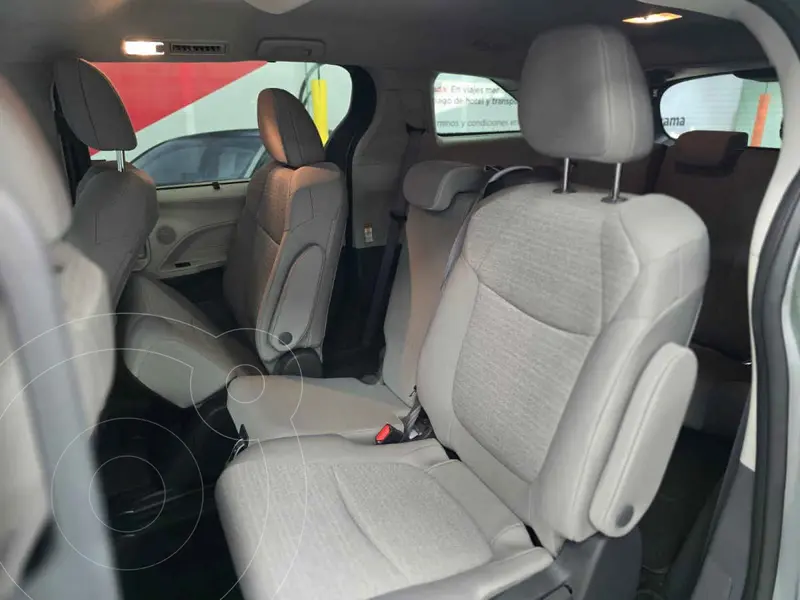toyota sienna-hev