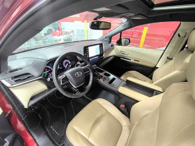 toyota sienna-hev