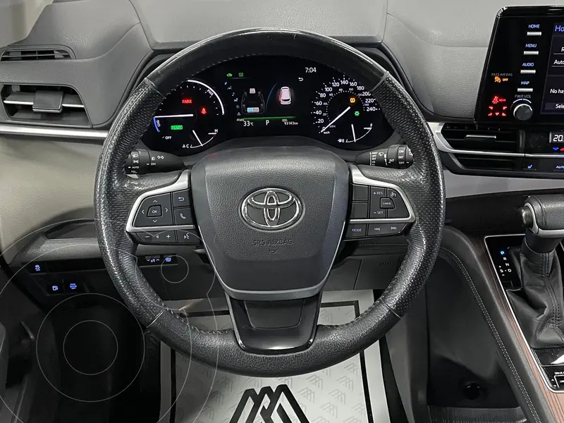 toyota sienna-hev