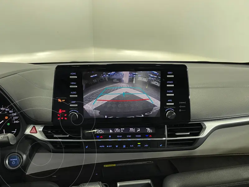 toyota sienna-hev