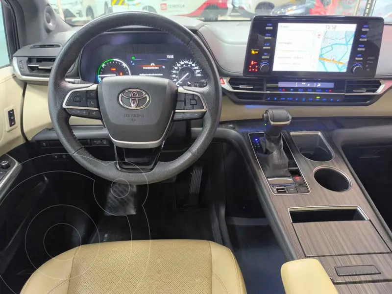 toyota sienna-hev