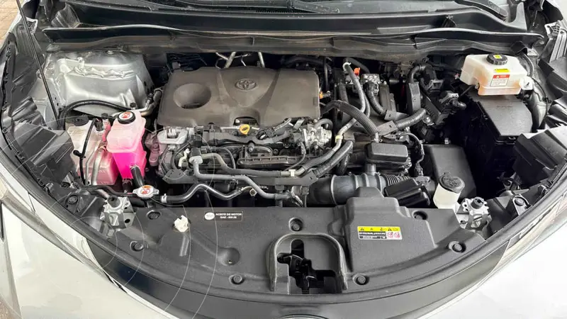 toyota sienna-hev
