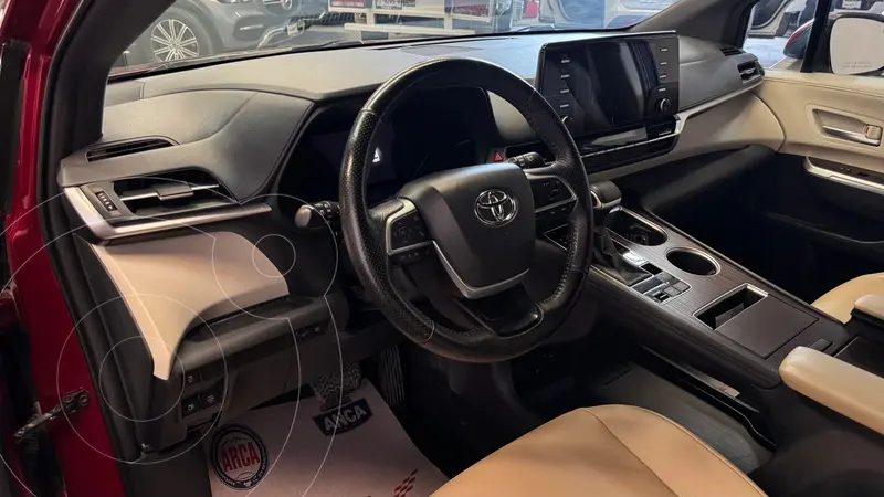 toyota sienna-hev