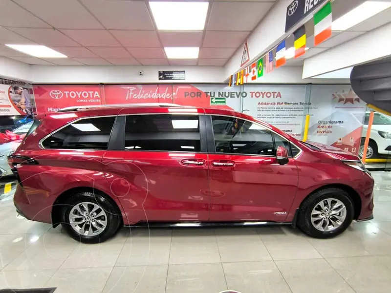toyota sienna-hev