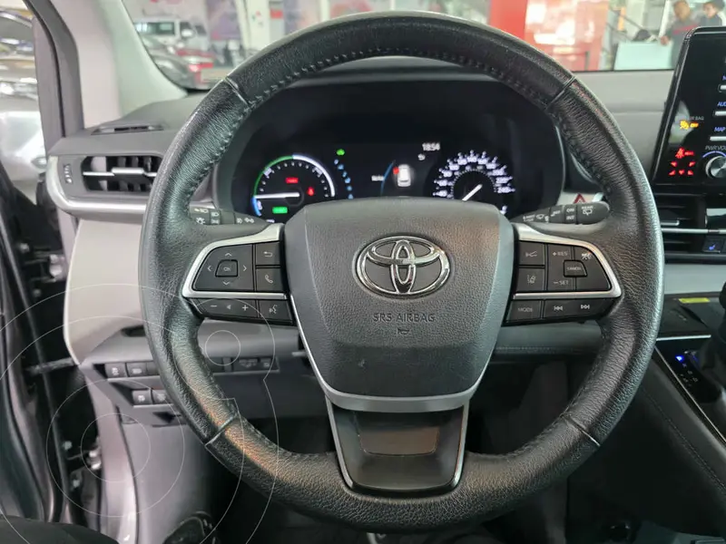 toyota sienna-hev