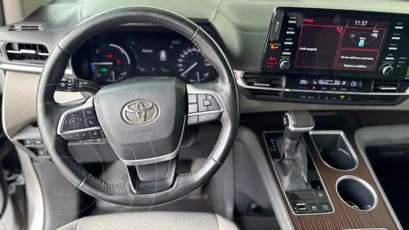 toyota sienna-hev